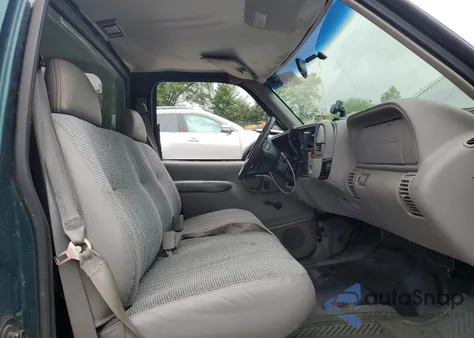 1998 Chevrolet Gmt-400 C1500 из США, поврежденный, VIN 1GCEC14W2WZ260938